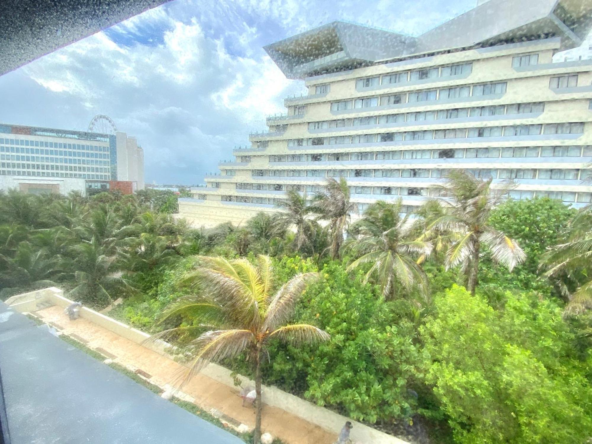Condo In Ocean Front Resort Cancun Ruang foto